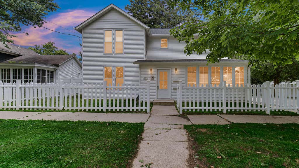 Photo of 353 Morgan Boulevard #3, Valparaiso, IN 46383 (MLS # 840735)
