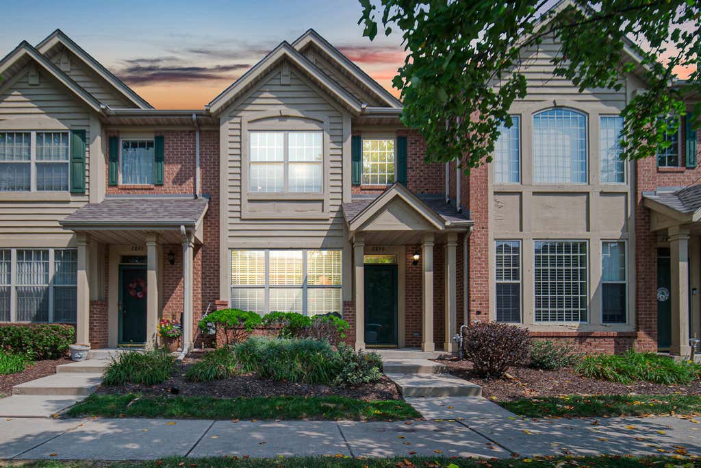 Photo of 2899 Churchill Lane, Highland, IN 46322 (MLS # 842966)