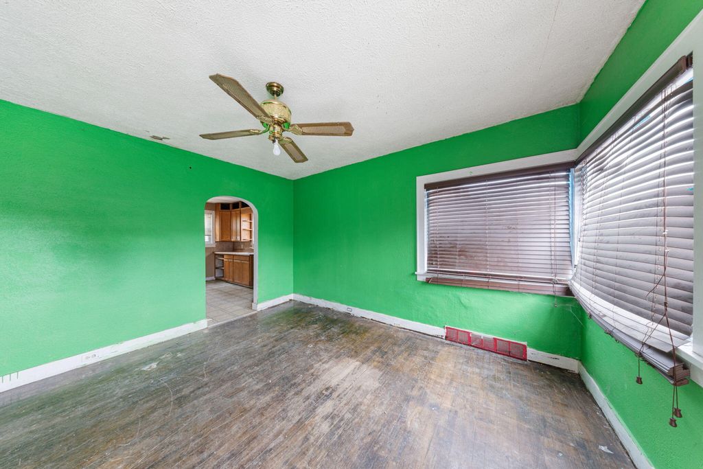 Photo of 317 E Lincolnway, La Porte, IN 46350 (MLS # 834176)