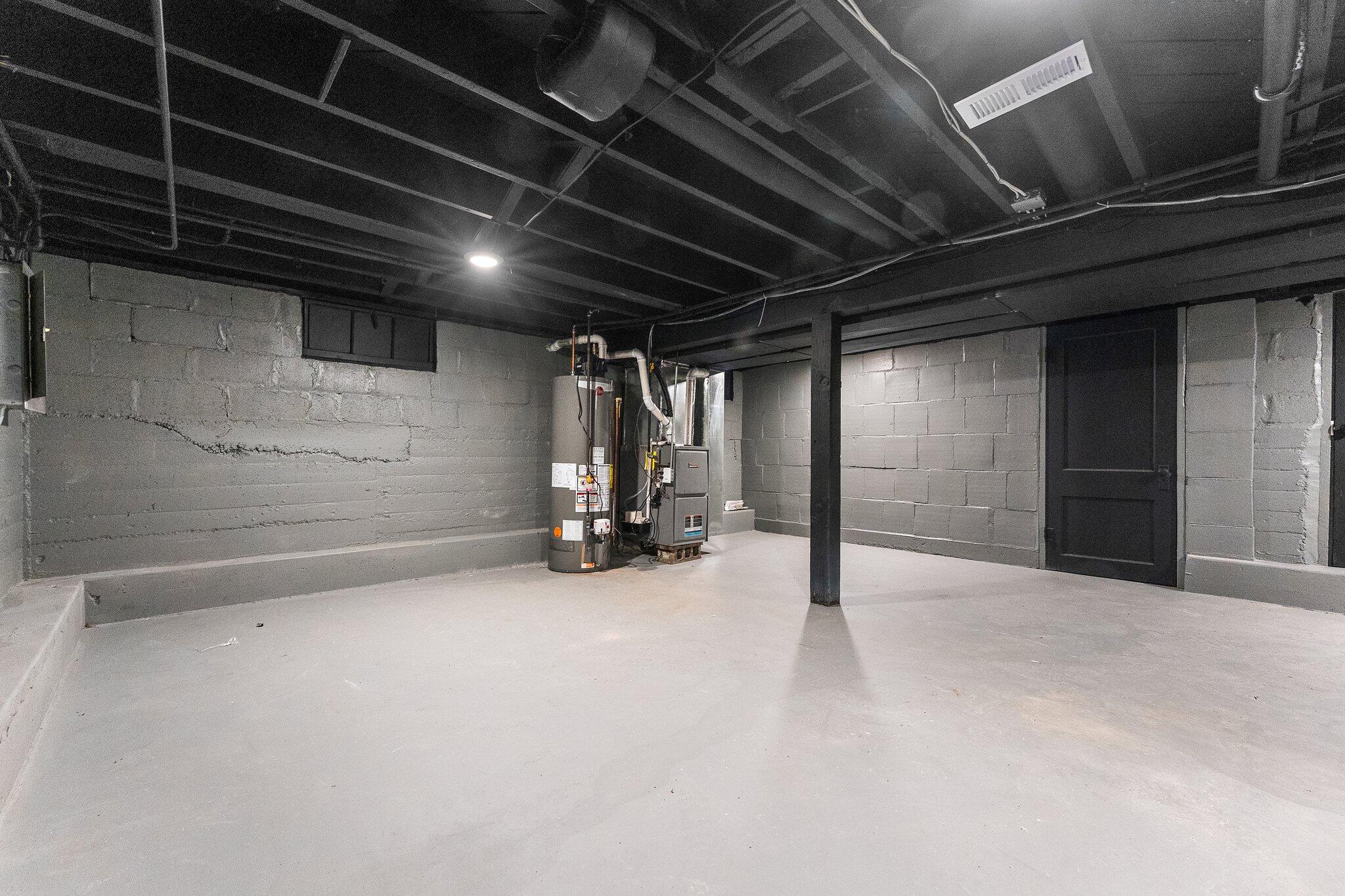 Griffith, Indiana 46319, United States, 3 Bedrooms Bedrooms, ,2 BathroomsBathrooms,Residential,Pending,127575