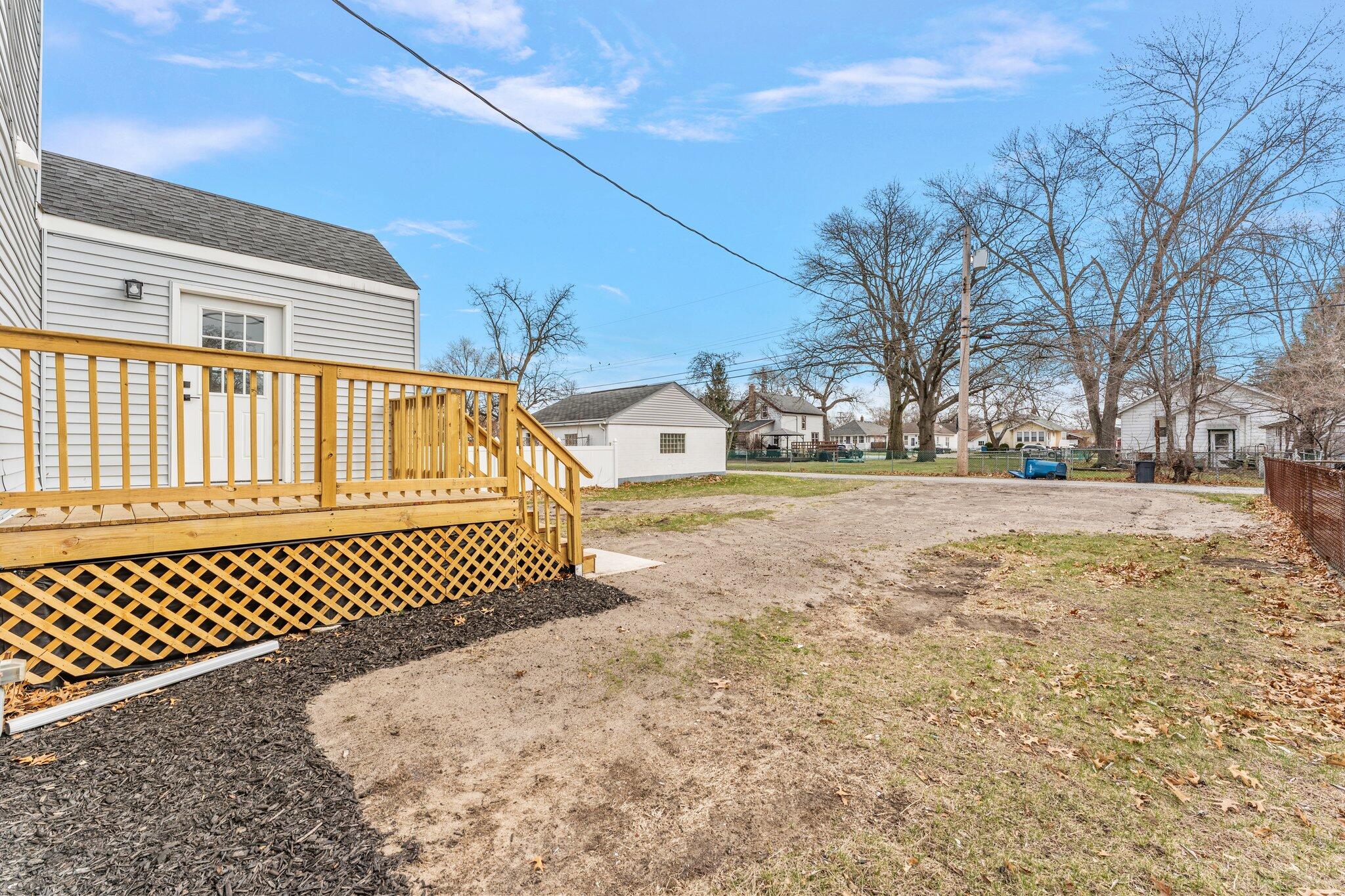 Griffith, Indiana 46319, United States, 3 Bedrooms Bedrooms, ,2 BathroomsBathrooms,Residential,Pending,127575