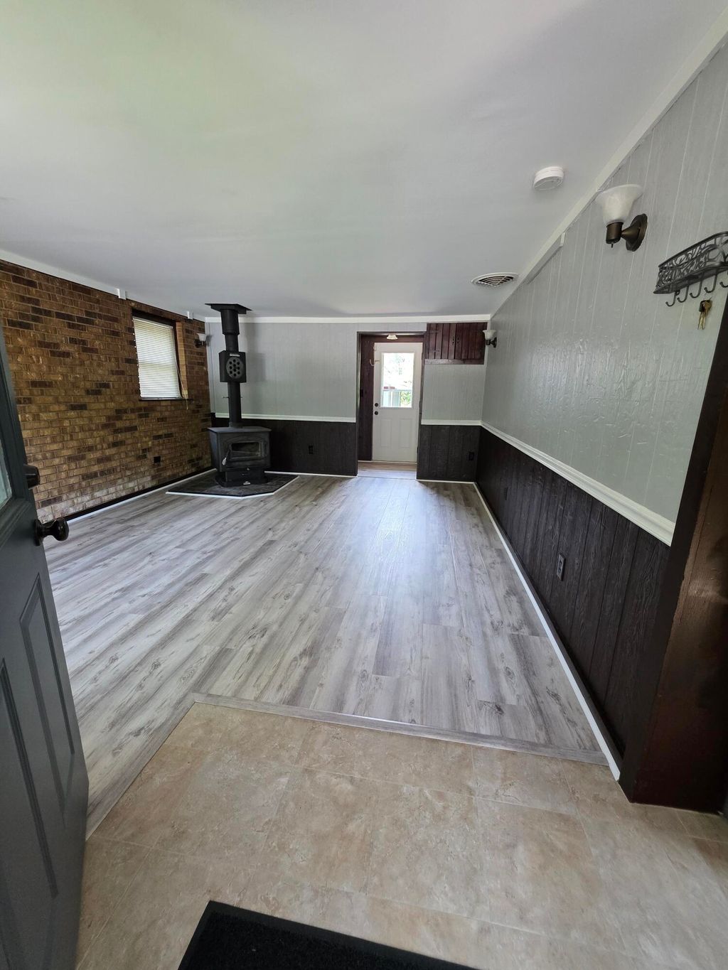 Photo of 202 Randle Street, Valparaiso, IN 46383 (MLS # 836560)