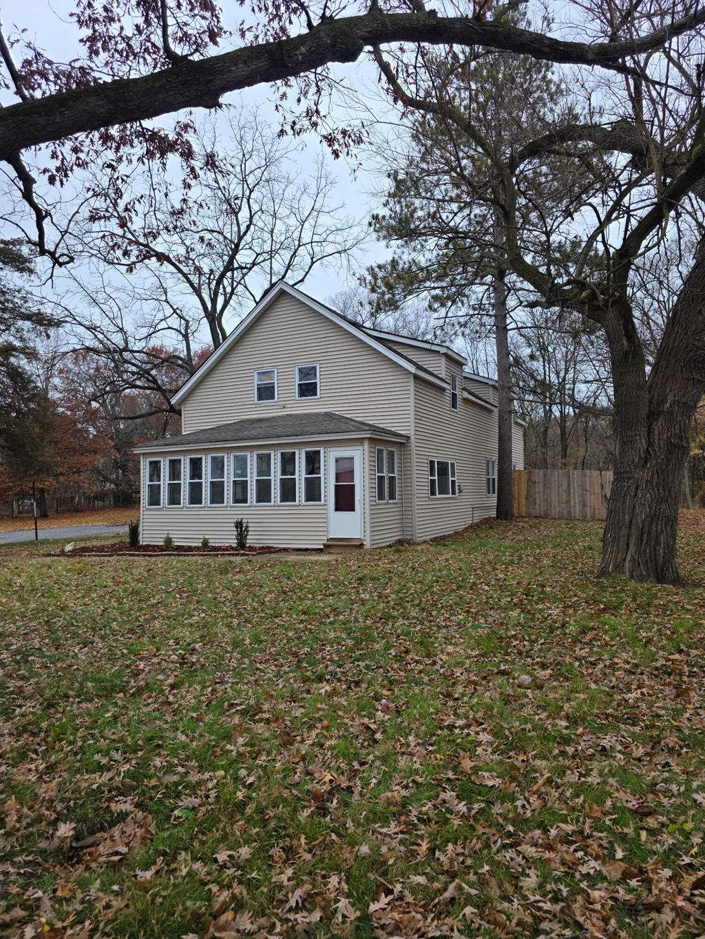 Photo of 1033 Reder Road, Griffith, IN 46319 (MLS # 831040)