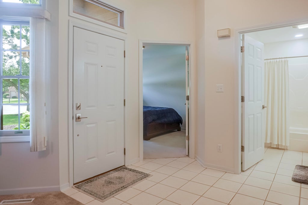 Photo of 1832 Windfield Drive, Munster, IN 46321 (MLS # 842846)