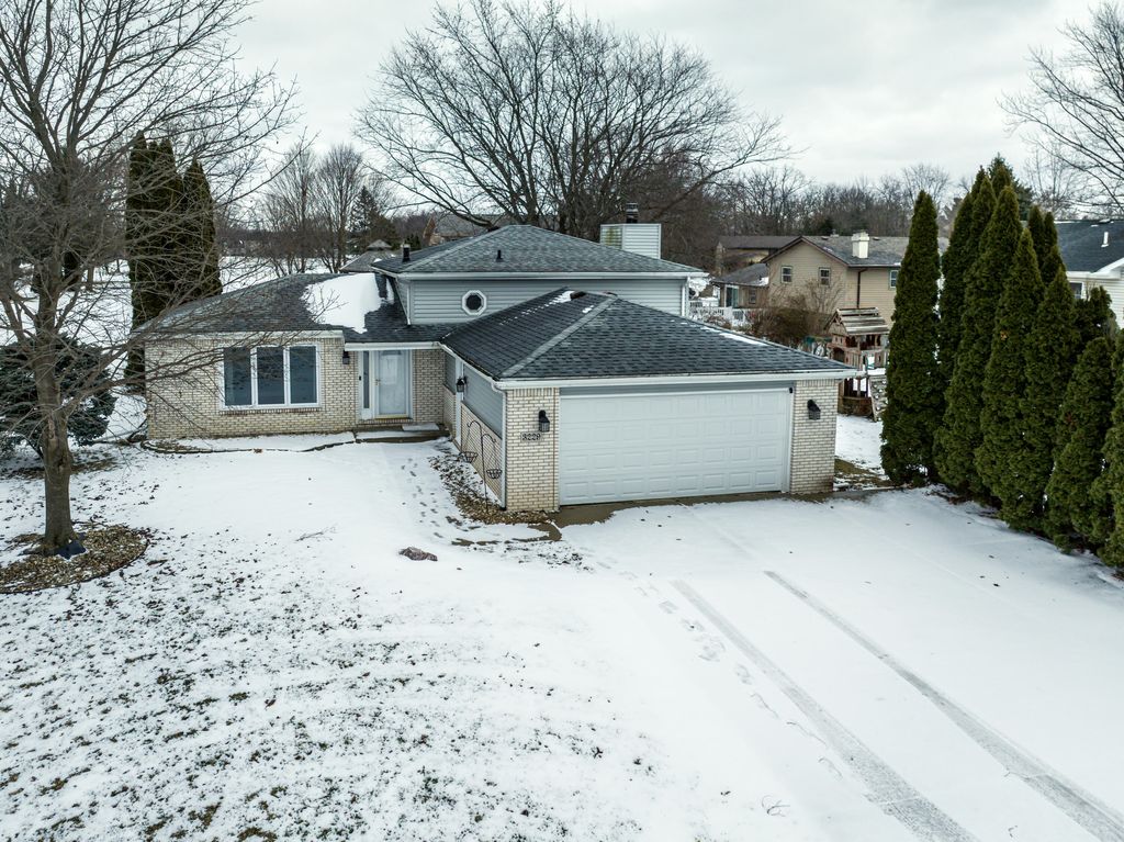 Photo of 3229 Rustic Lane, Crown Point, IN 46307 (MLS # 833087)