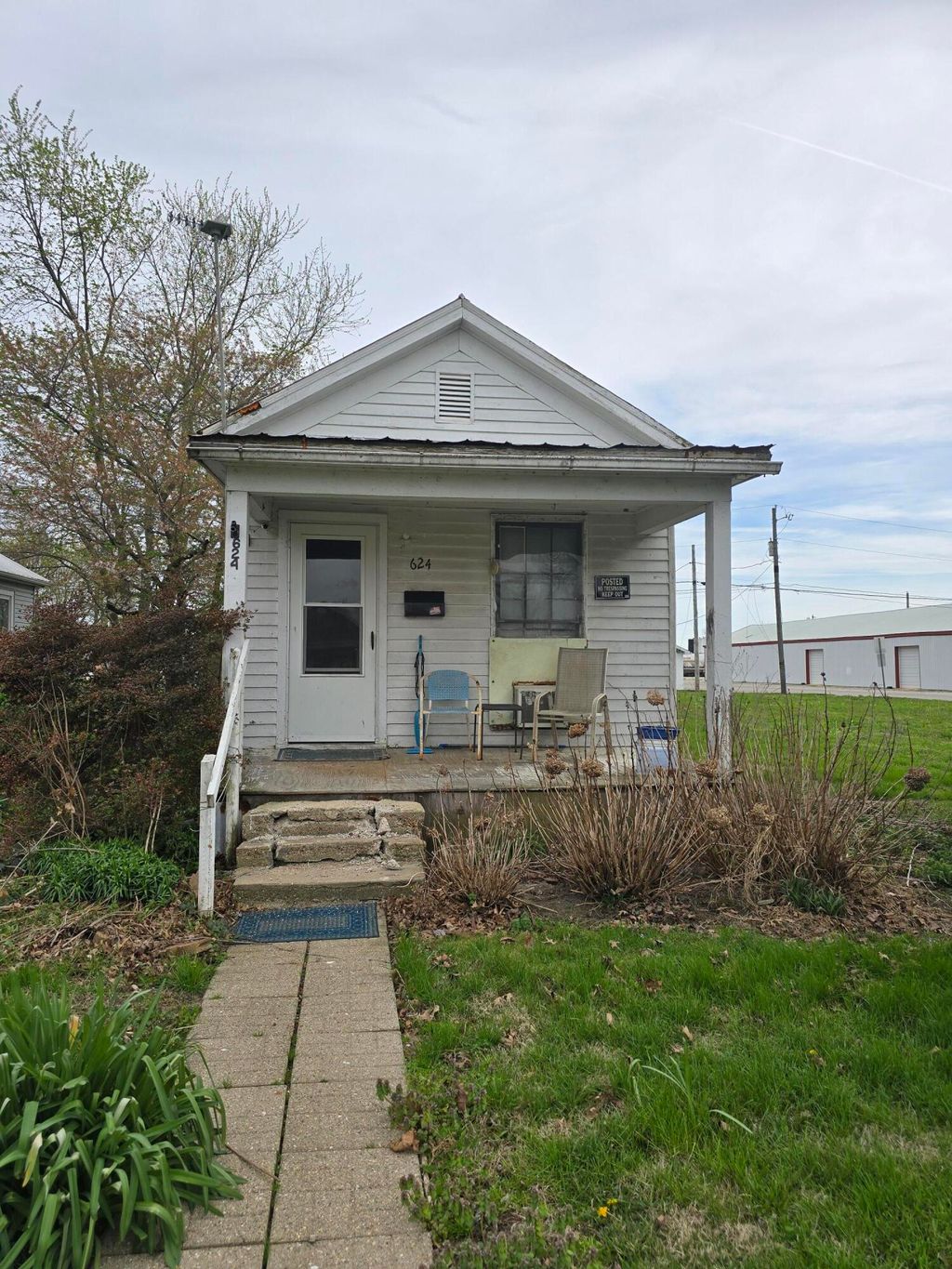 Photo of 624 W 6th Street, Mount Vernon, IN 47620 (MLS # 836389)