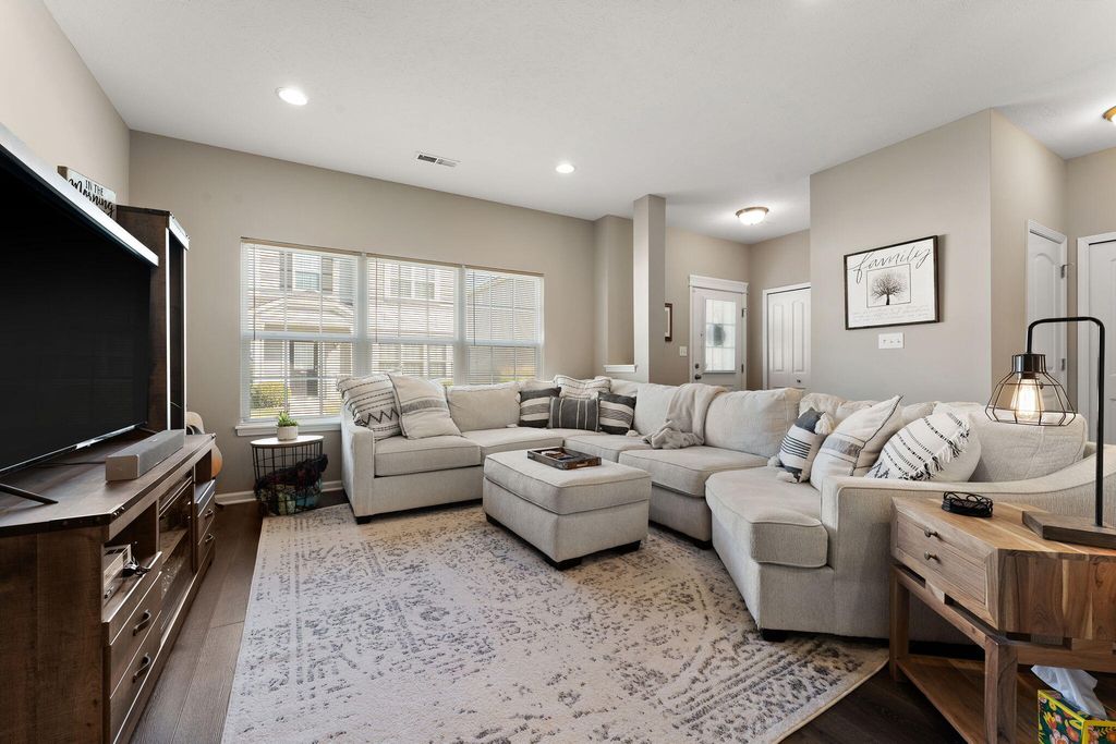 Photo of 1062 E 115th Court, Crown Point, IN 46307 (MLS # 833925)