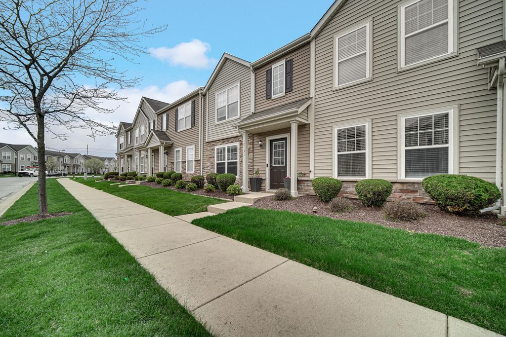 Photo of 10332 Paramount Way, Cedar Lake, IN 46303 (MLS # 837162)