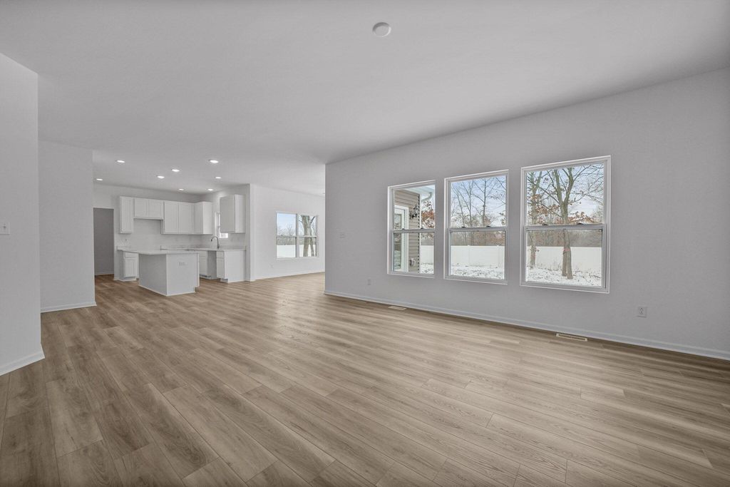 Photo of 22 Levanno Drive, Crown Point, IN 46307 (MLS # 833481)