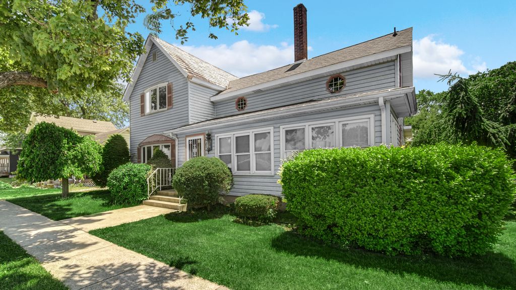 Photo of 8 E Moore Street, Hanna, IN 46340 (MLS # 840496)