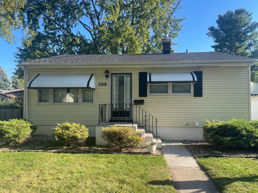 Photo of 3318 North Drive, Highland, IN 46322 (MLS # 829437)