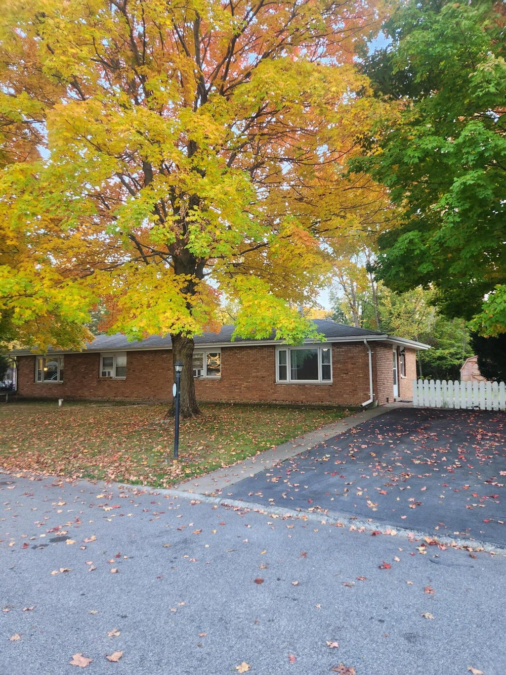 Photo of 1333 Berg Street, Porter, IN 46304 (MLS # 847491)
