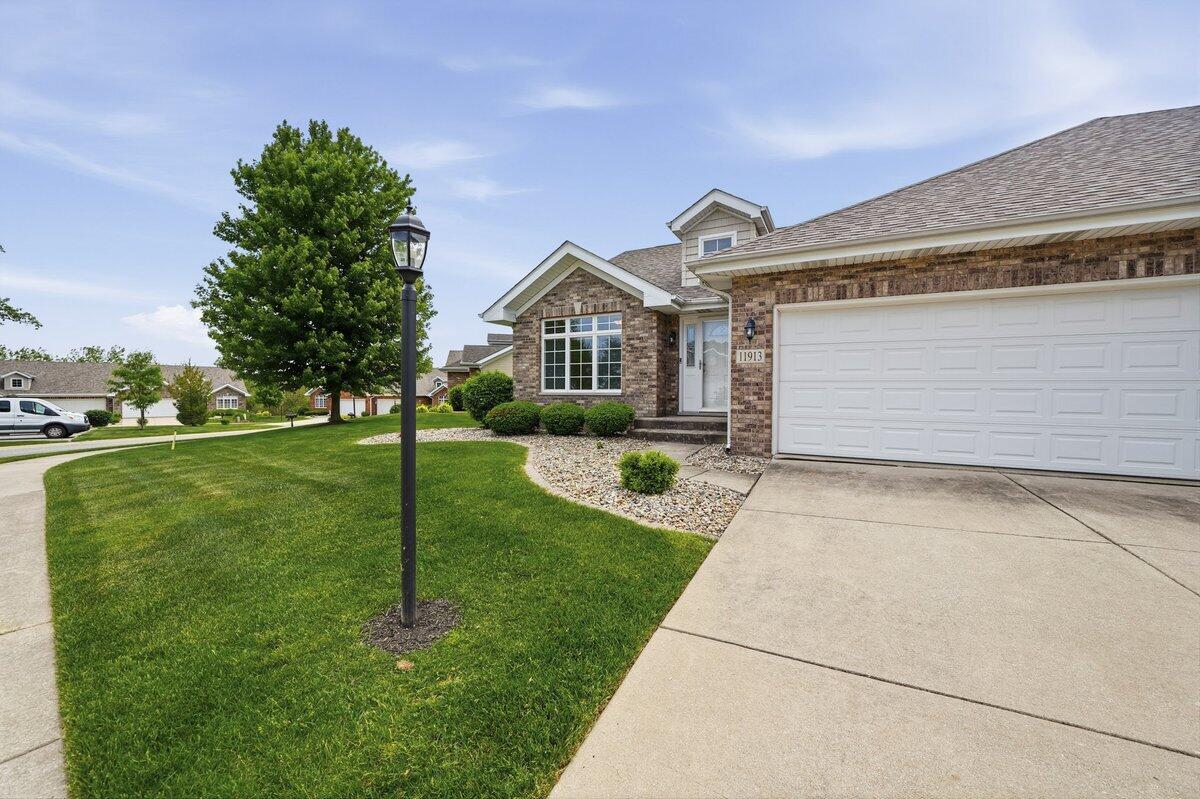 11913 W 107th Place