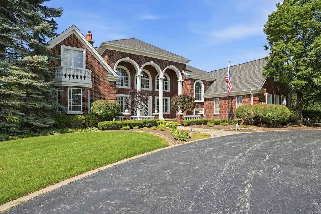 Photo of 1030 Tryall Lane, Dyer, IN 46311 (MLS # 843631)