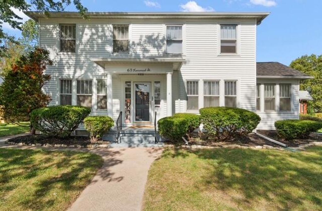 Photo of 63 Kenwood Street, Hammond, IN 46324 (MLS # 829535)
