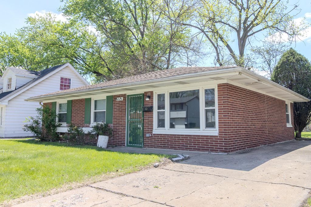 Photo of 4225 E 5th Place, Gary, IN 46403 (MLS # 838160)
