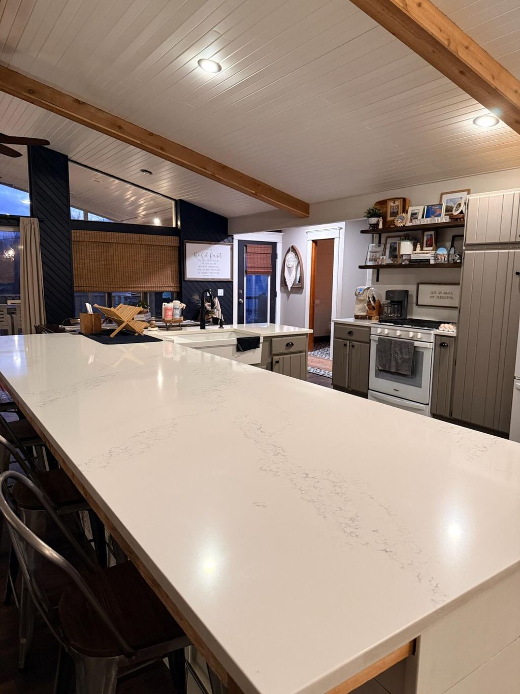 Photo of 772 W 900 S, Hebron, IN 46341 (MLS # 832256)