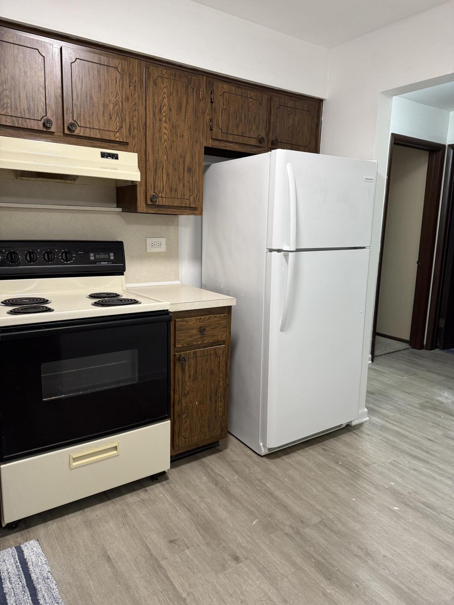 Schererville, Indiana 46375, United States, 2 Bedrooms Bedrooms, ,1 BathroomBathrooms,Residential,Active,133124