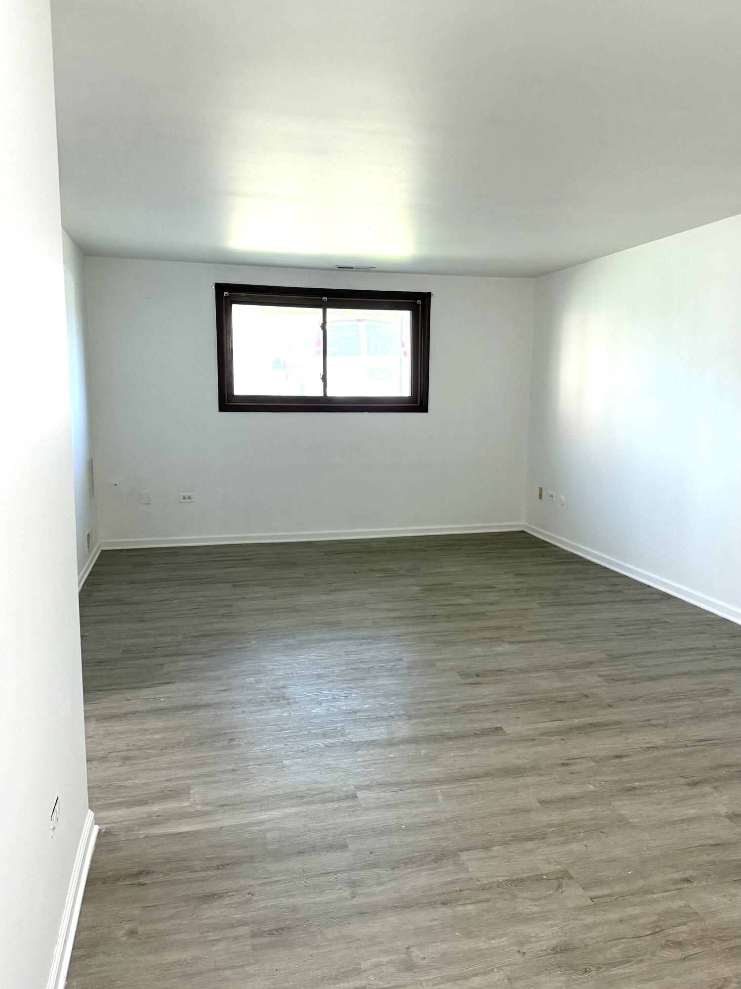 Schererville, Indiana 46375, United States, 2 Bedrooms Bedrooms, ,1 BathroomBathrooms,Residential,Active,133124