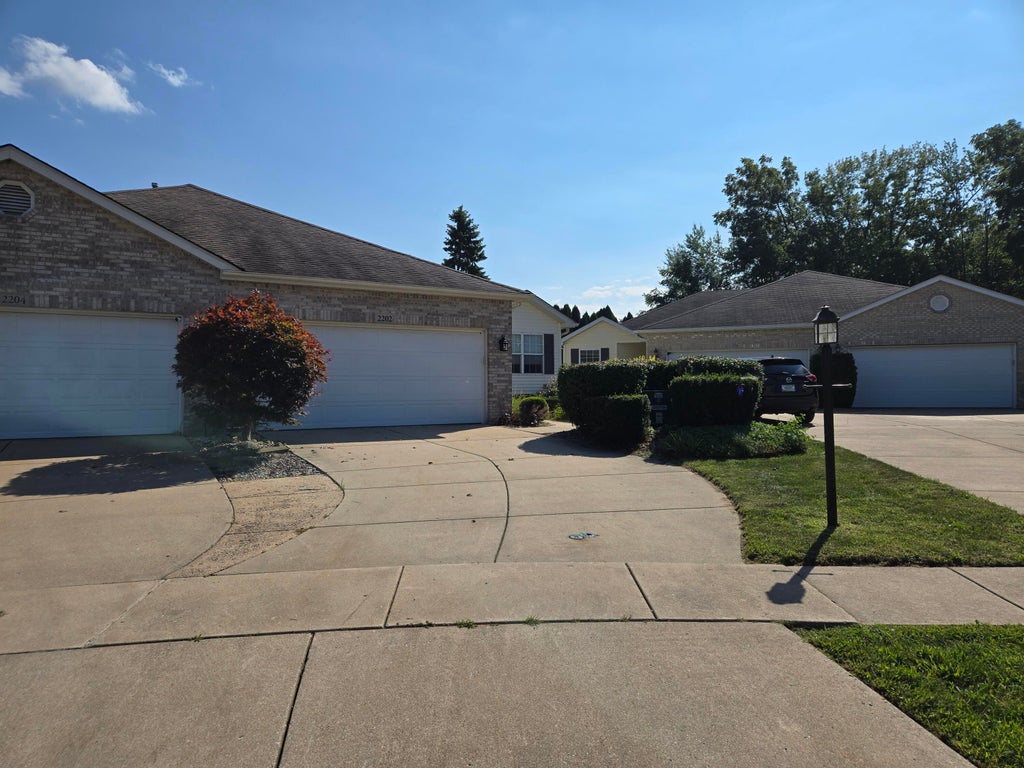 Photo of 2202 Stori Lane, Valparaiso, IN 46383 (MLS # 844454)