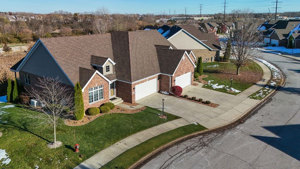 Photo of 11644 Upper Peninsula Place, Saint John, IN 46373 (MLS # 830834)