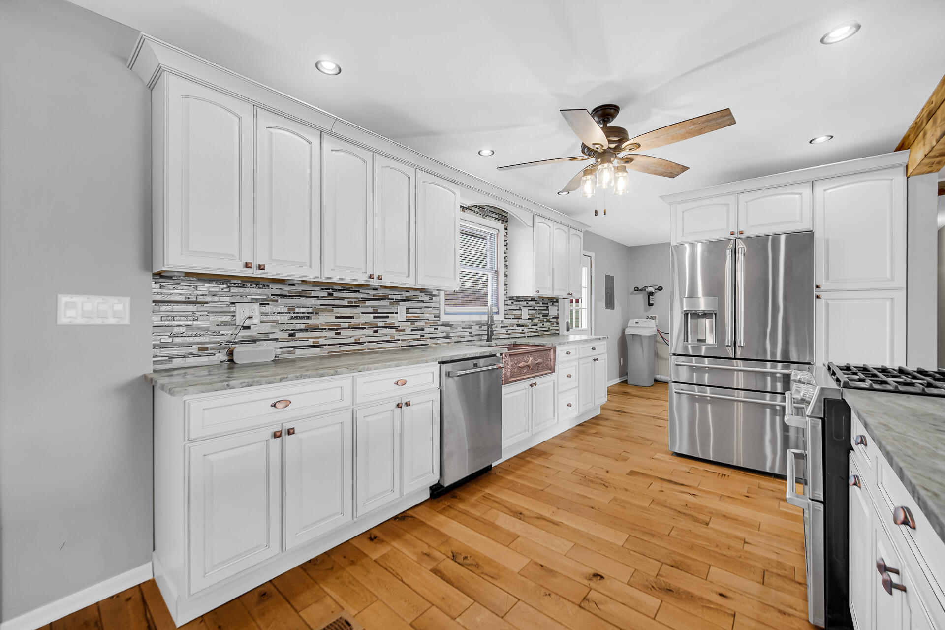 305 E Jackson Street