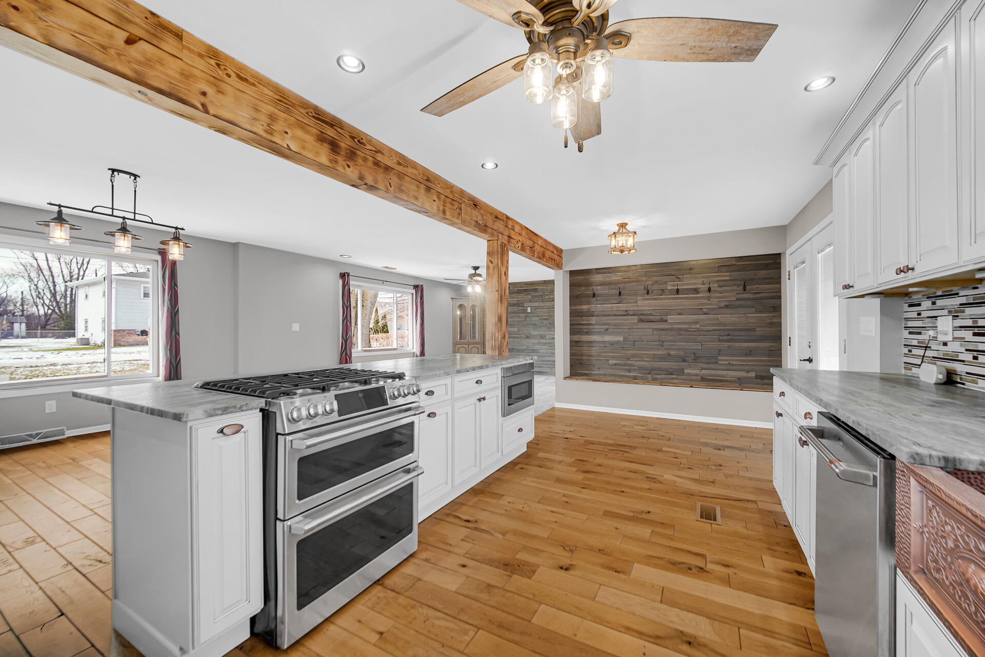 305 E Jackson Street