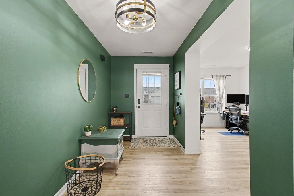 Photo of 15549 W 101st Place, Dyer, IN 46311 (MLS # 835314)