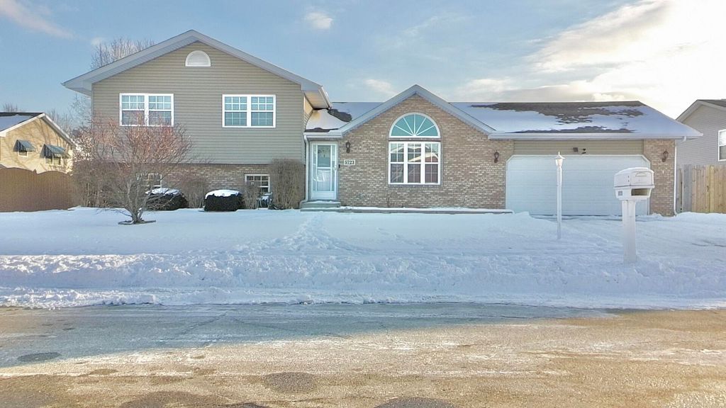 Photo of 5723 Appledown Avenue, Portage, IN 46368 (MLS # 833451)