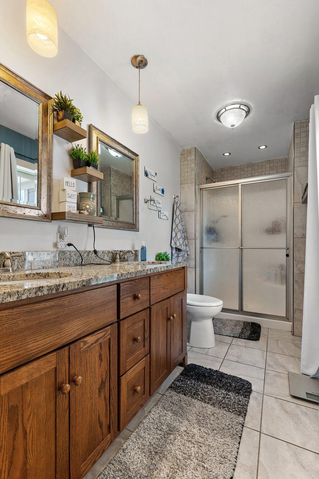 Wheatfield, Indiana 46392, United States, 3 Bedrooms Bedrooms, ,3 BathroomsBathrooms,Residential,Active,94180