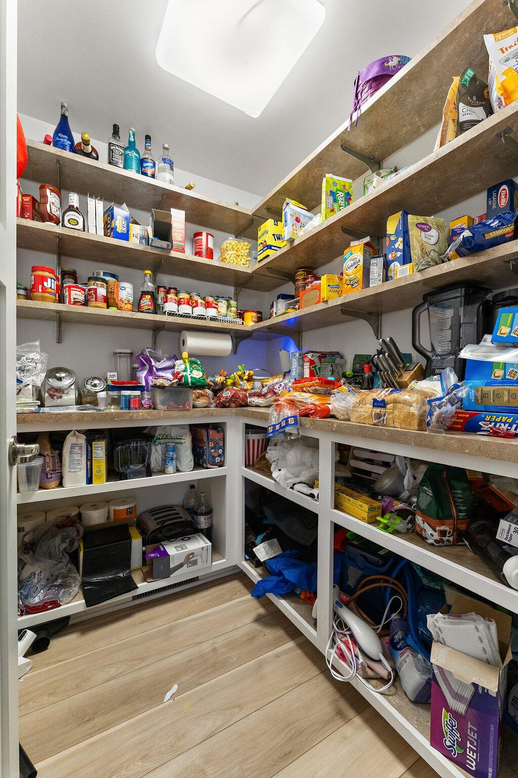 Wheatfield, Indiana 46392, United States, 3 Bedrooms Bedrooms, ,3 BathroomsBathrooms,Residential,Active,94180