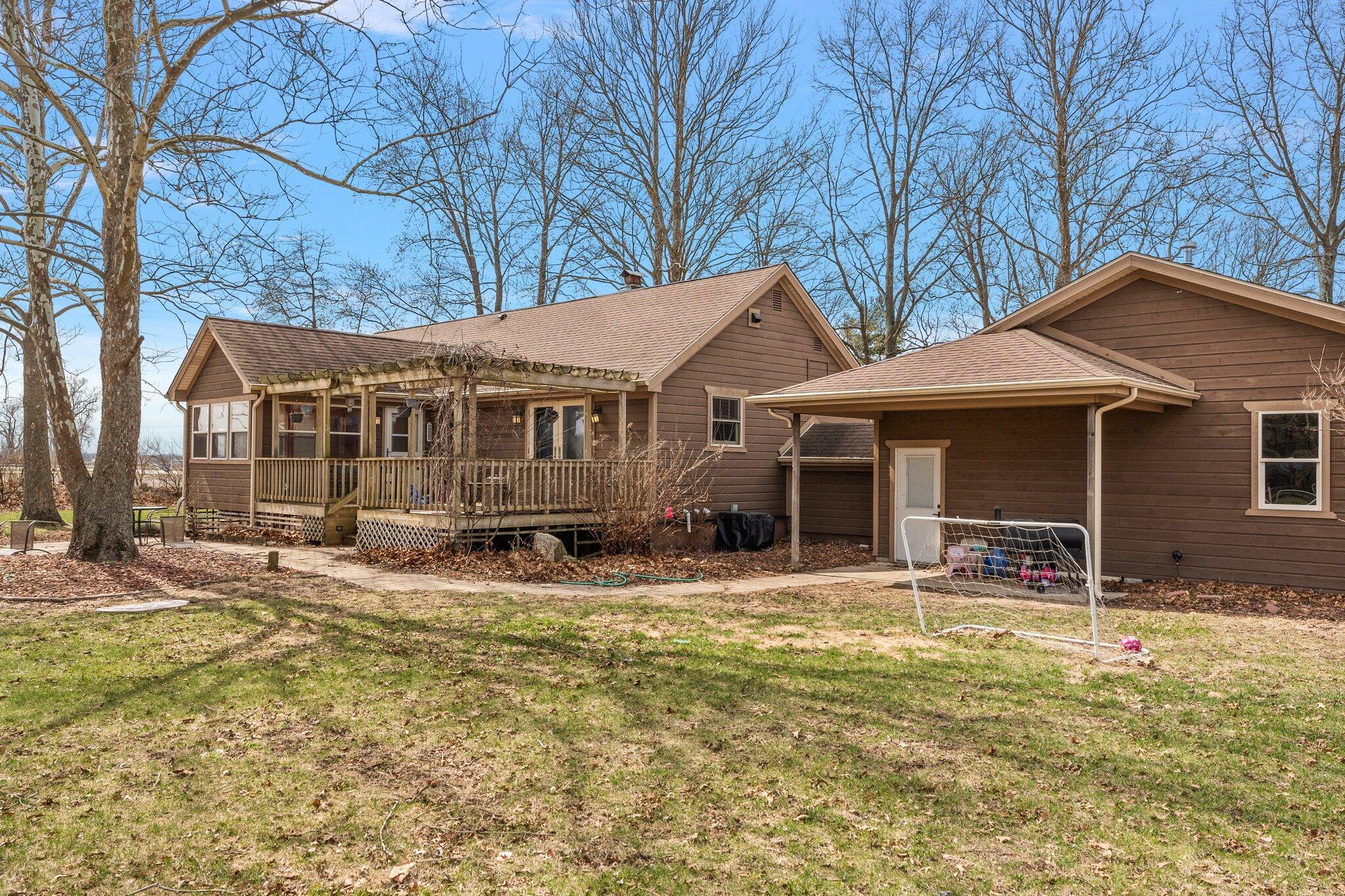 Wheatfield, Indiana 46392, United States, 3 Bedrooms Bedrooms, ,3 BathroomsBathrooms,Residential,Active,94180