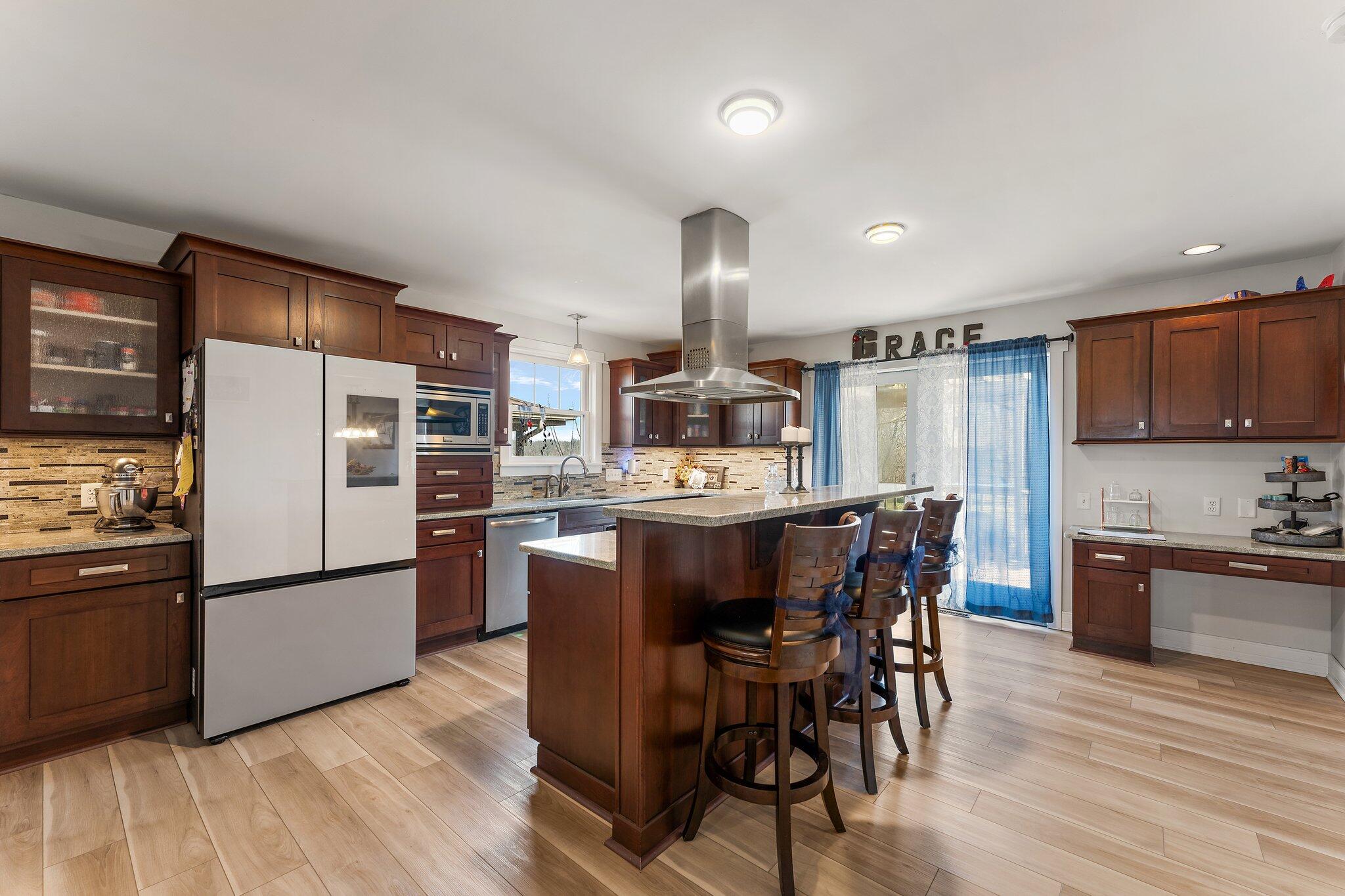 Wheatfield, Indiana 46392, United States, 3 Bedrooms Bedrooms, ,3 BathroomsBathrooms,Residential,Active,94180