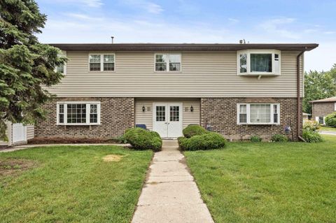 1853 Burgundy Street, Schererville, IN 46375 - #: 830511