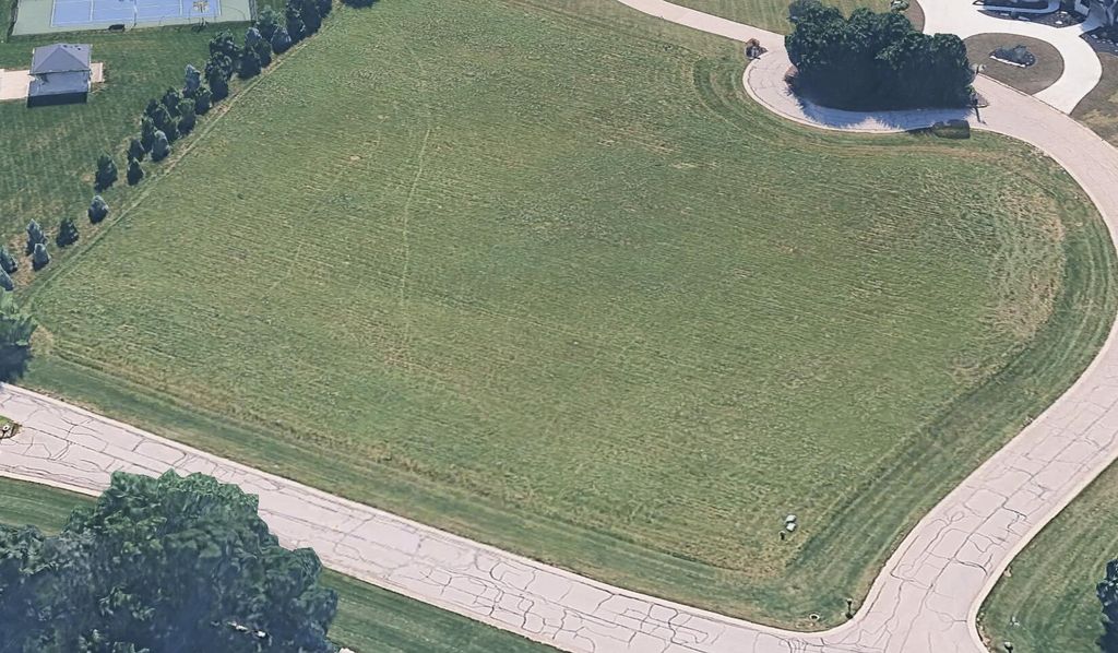 Photo of 2800 Pepper Creek Bridge Parkway, Valparaiso, IN 46385 (MLS # 831872)