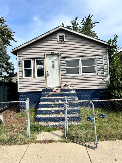 1319 Indiana Street, Hammond, IN 46320 - #: 827482