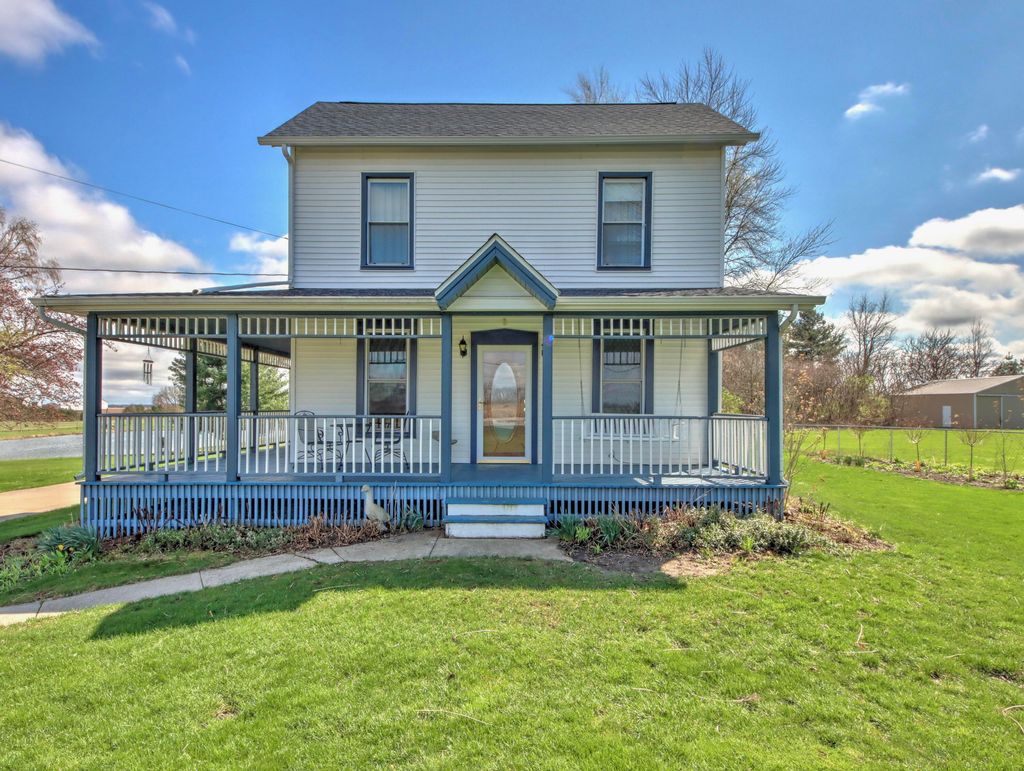 Photo of 1532 E State Road 4, La Porte, IN 46350 (MLS # 836953)