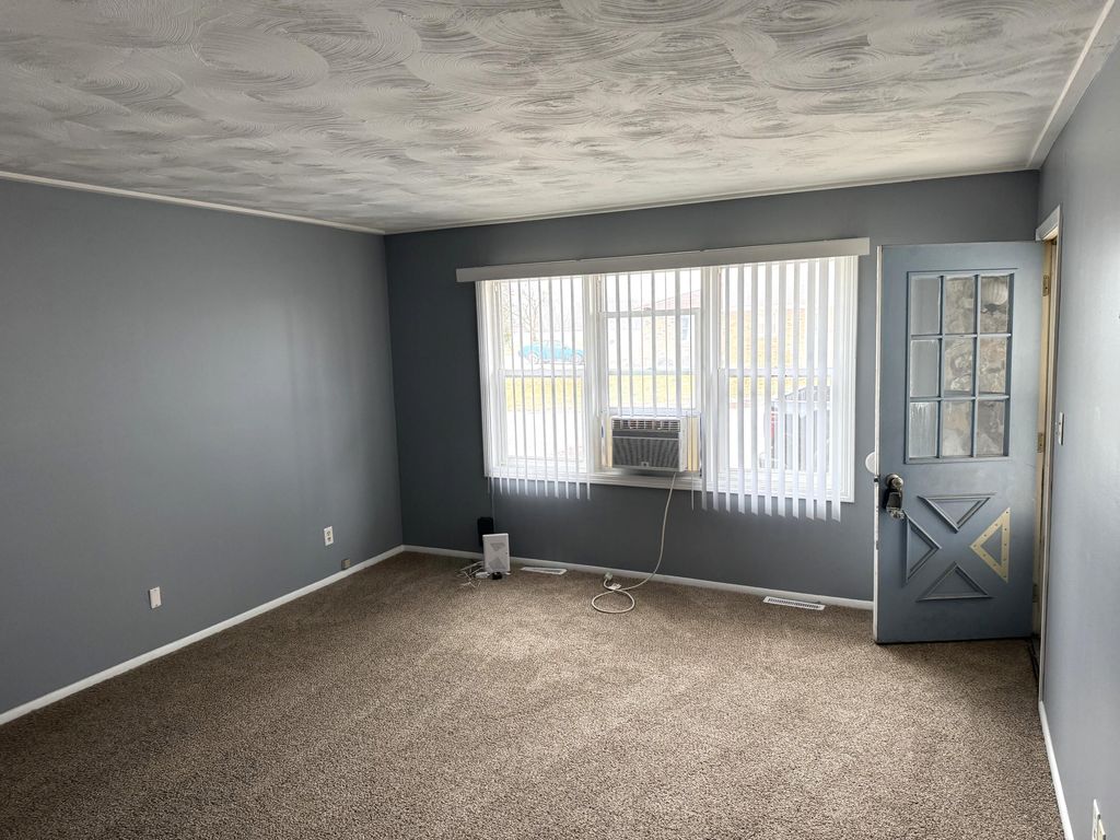 Photo of 801 N Matheson Avenue, Rensselaer, IN 47978 (MLS # 834802)