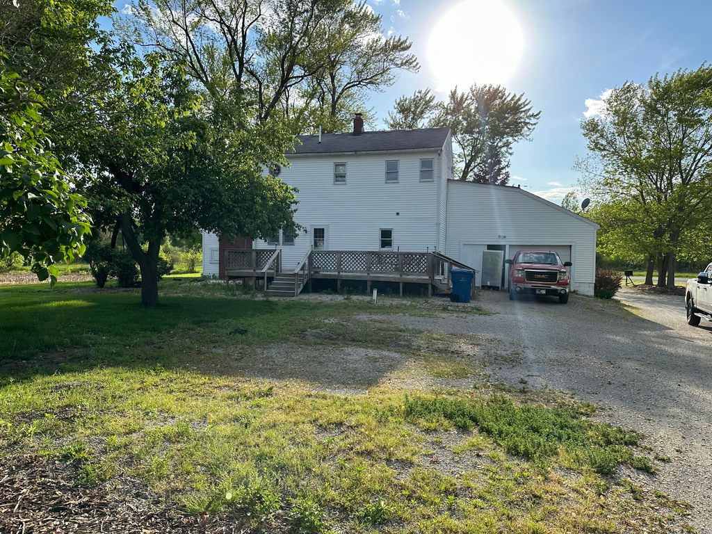 Photo of 16393 Hendricks Street, Lowell, IN 46356 (MLS # 833314)