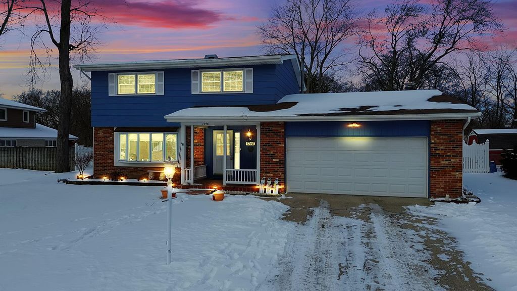 Photo of 7748 Delaware Place, Merrillville, IN 46410 (MLS # 833554)