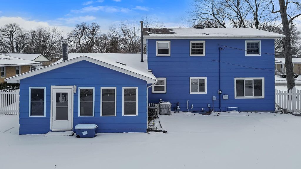 Photo of 7748 Delaware Place, Merrillville, IN 46410 (MLS # 833554)