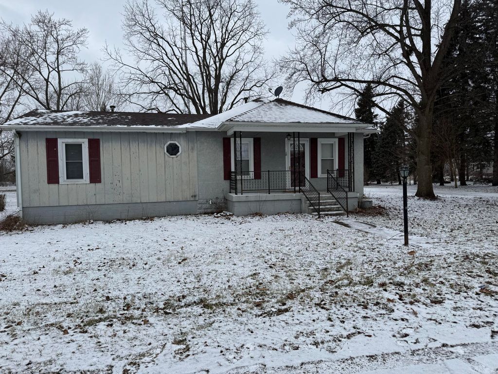 Photo of 18 Genesse Street, La Crosse, IN 46348 (MLS # 834380)