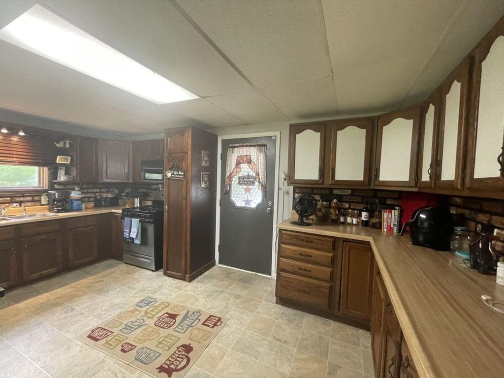 Photo of 5000 Stone Avenue, Portage, IN 46368 (MLS # 831519)