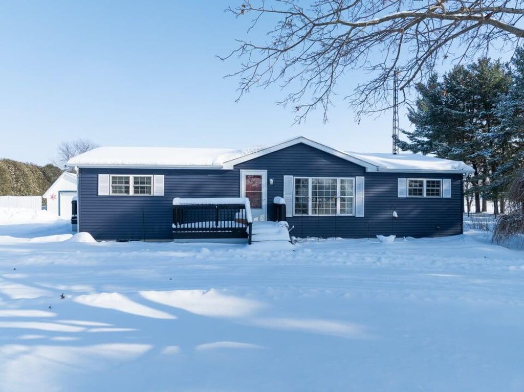 Photo of 10707 S 300 W, Union Mills, IN 46382 (MLS # 831514)