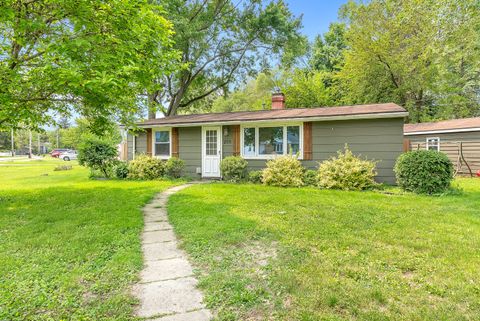 200 Arrowhead Trail, Chesterton, IN 46304 - #: 821873