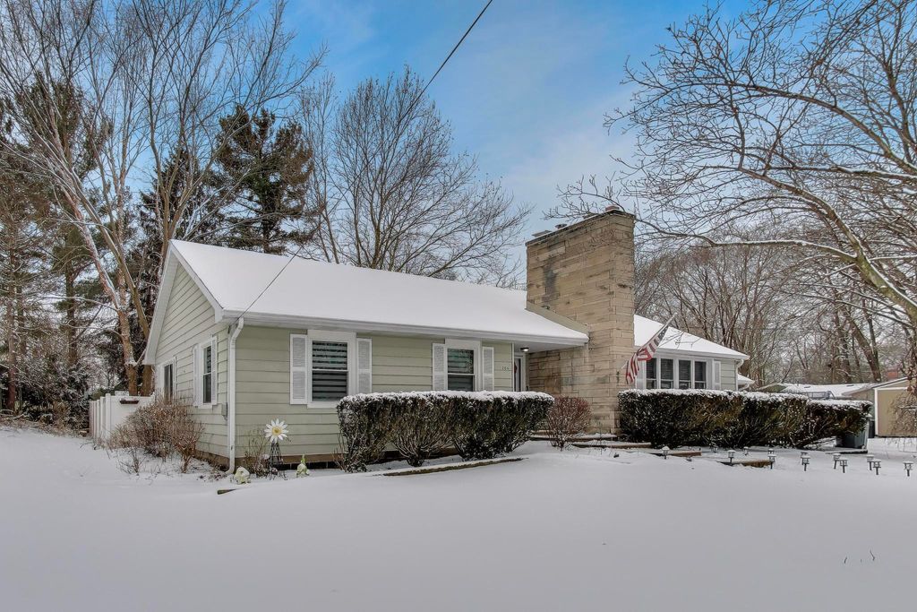 Photo of 204 Finch Trail, Trail Creek, IN 46360 (MLS # 833248)