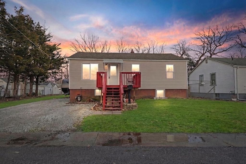 Photo of 3049 Benton Street, Lake Station, IN 46405 (MLS # 836898)