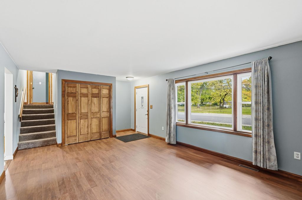 Photo of 2140 Union Street, Lake Station, IN 46405 (MLS # 830237)