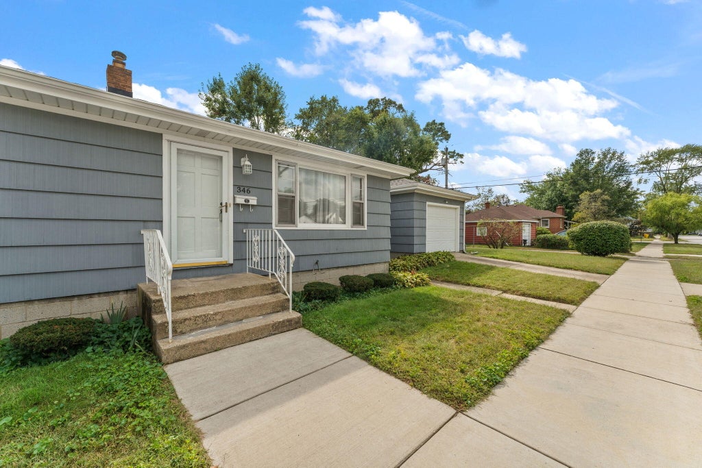 Photo of 346 N Harvey Street, Griffith, IN 46319 (MLS # 845672)
