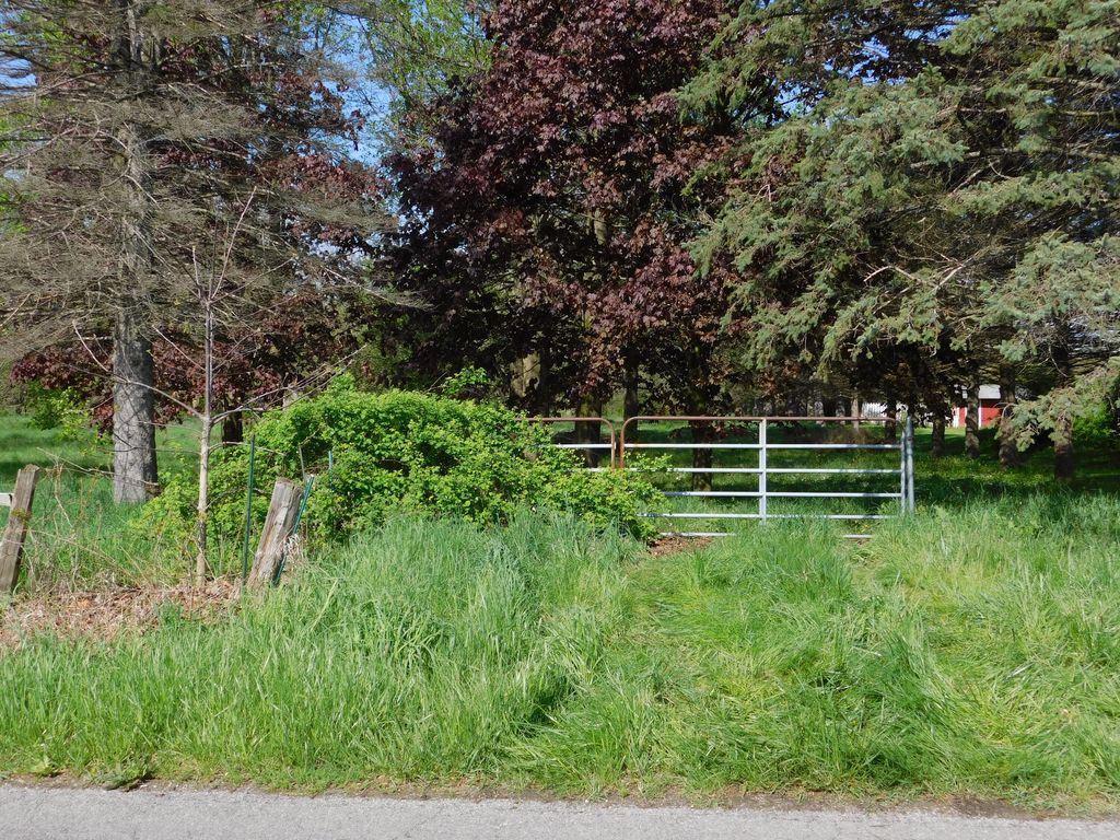 Photo of 220 S 300 W, Valparaiso, IN 46385 (MLS # 838026)